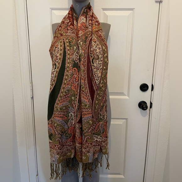 Vintage scarve - Picture 1 of 4
